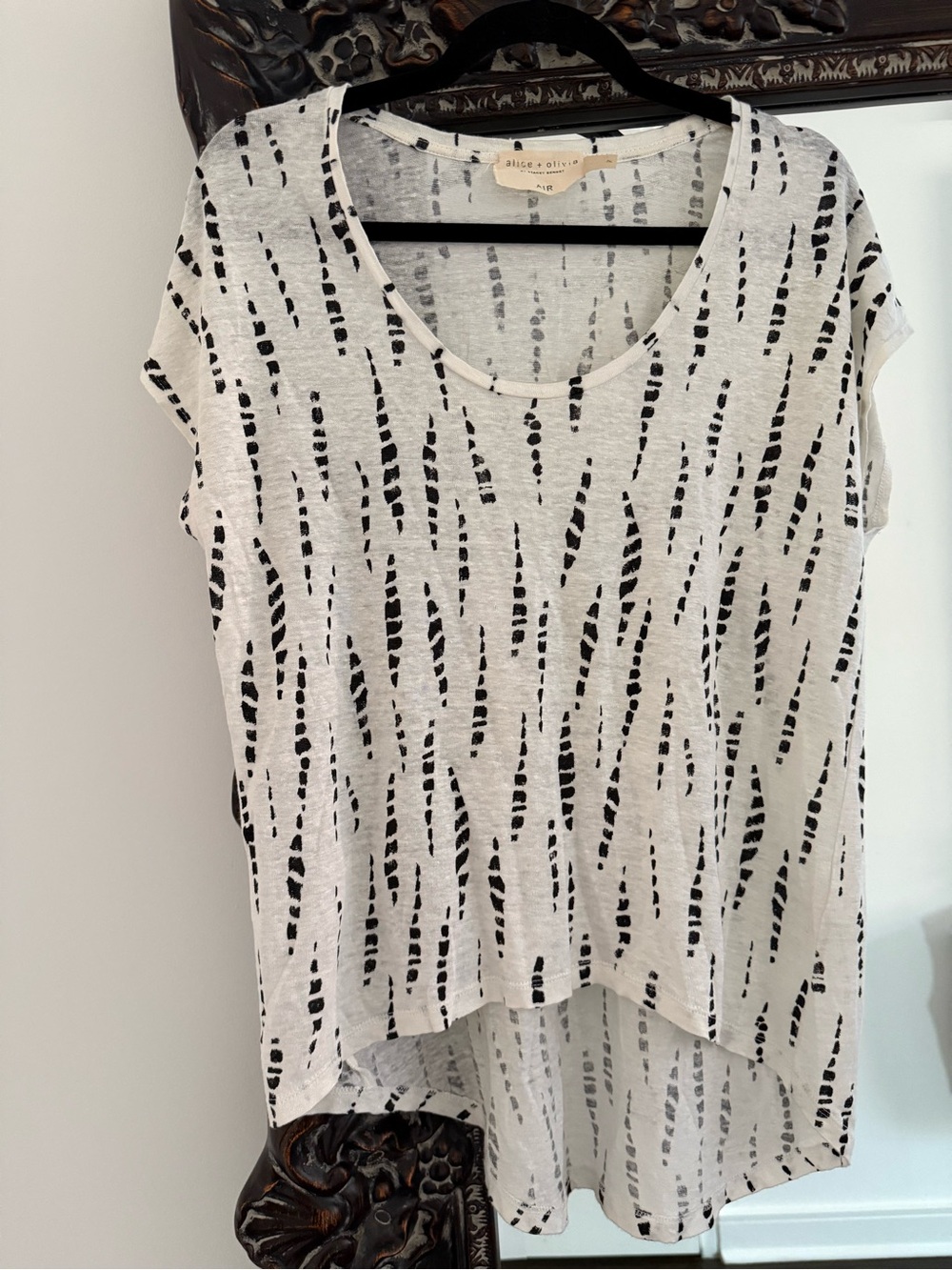 Alice + Olivia Air Oversized White Tee with Black Abstract Stripe Print